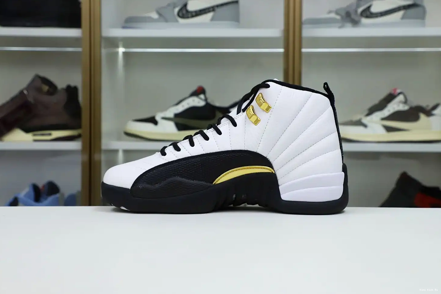 'ROYALTY' 12 Kimikick AIR RETRO JORDAN 0807